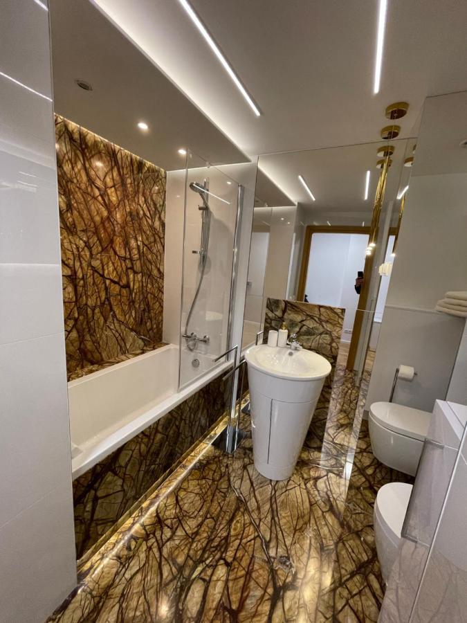 Prywatny Apartament Z Widokiem Na Morze Seaside Park โควอบเซก ภายนอก รูปภาพ